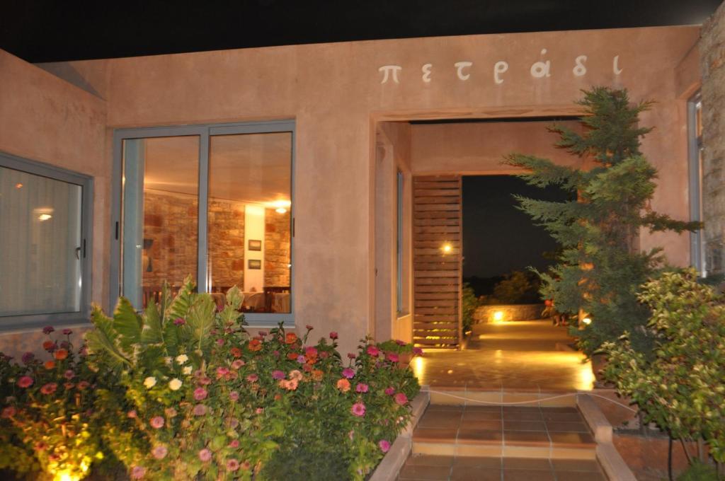 Aparthotel Petradi Livadi  Exterior foto